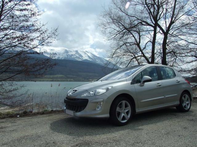 http://www.forum-peugeot.com/Forum/mesimages/20489/308 de Guillj- 35.jpg
